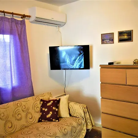 Gianna Seaside Apartment