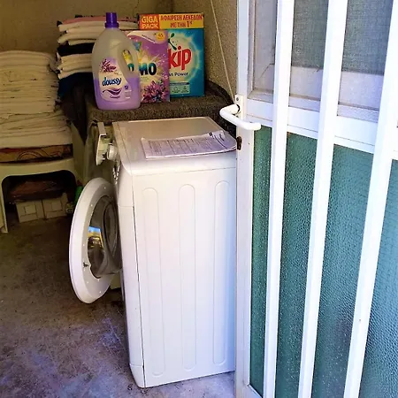 Gianna Seaside Daire *